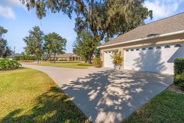 827 JOHN CRESSLER DRIVE, Seffner, FL 33584