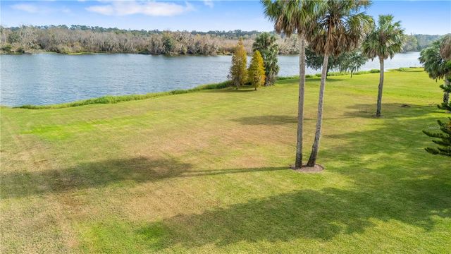 827 JOHN CRESSLER DRIVE, Seffner, FL 33584