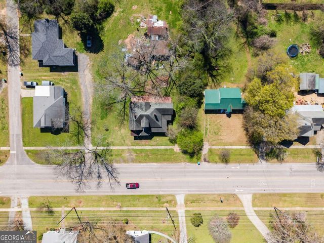 2001 Broad Street, Statham, GA 30666