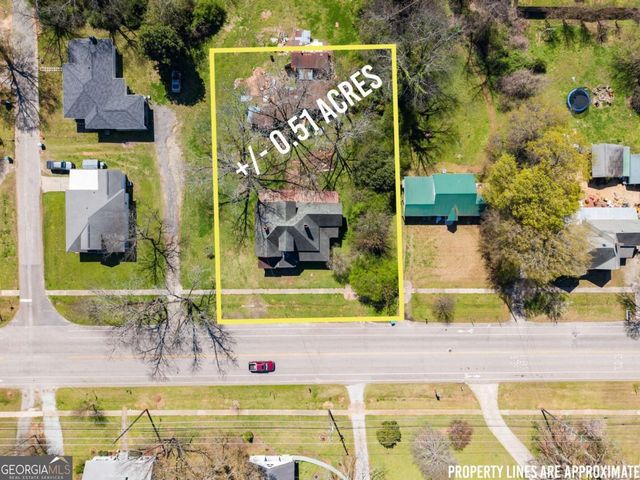 2001 Broad Street, Statham, GA 30666