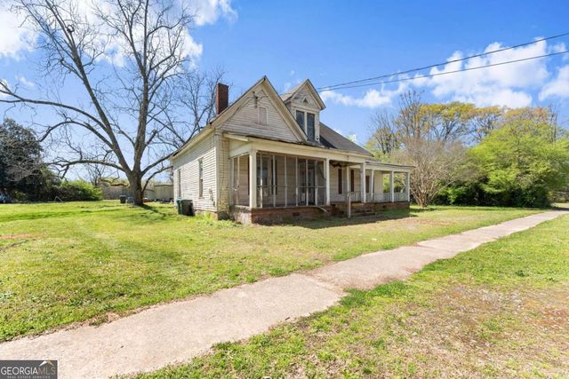 2001 Broad Street, Statham, GA 30666