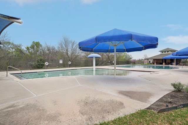 130 Killian LOOP, Hutto, TX 78634