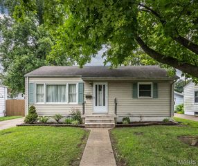 1717 Spring Avenue, Granite City, IL 62040