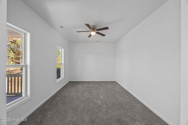 700 N Grace Avenue, New Bern, NC 28562