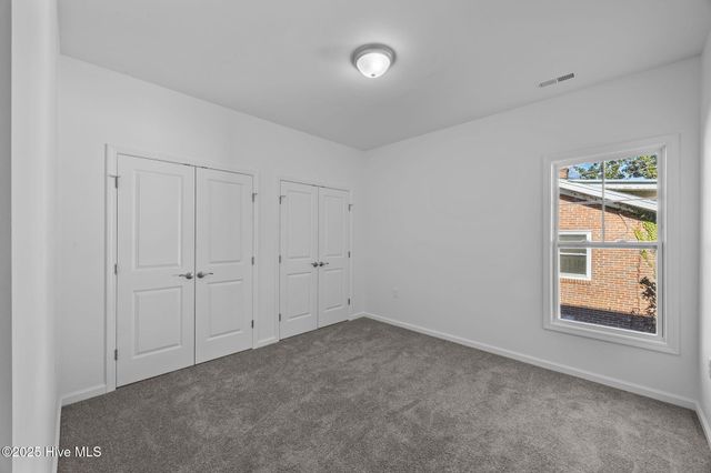 700 N Grace Avenue, New Bern, NC 28562