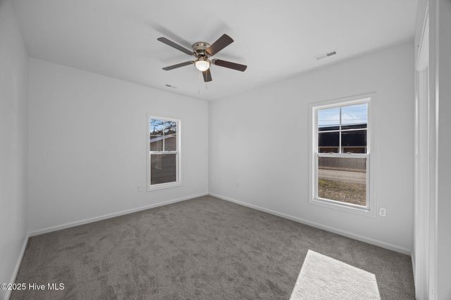 700 N Grace Avenue, New Bern, NC 28562