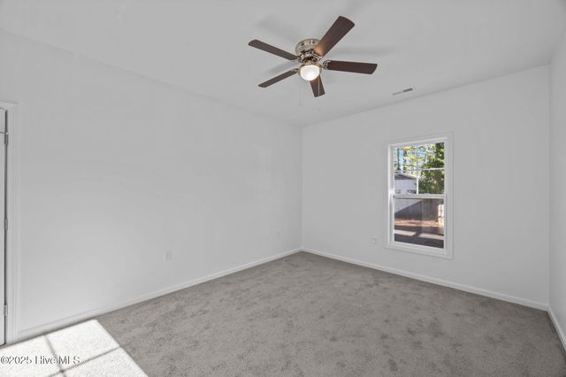 700 N Grace Avenue, New Bern, NC 28562