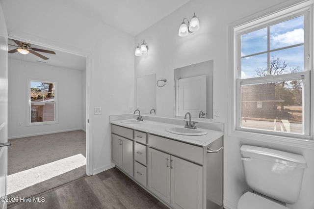 700 N Grace Avenue, New Bern, NC 28562