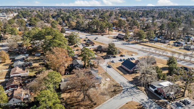 700 N Grace Avenue, New Bern, NC 28562