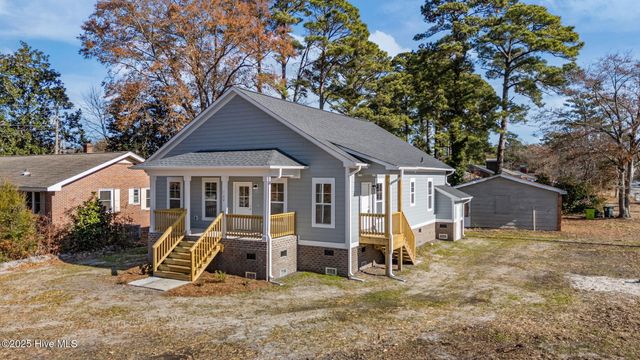 700 N Grace Avenue, New Bern, NC 28562