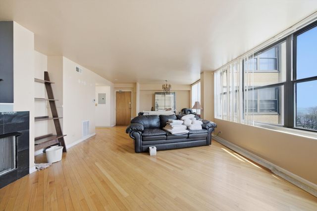 6701 S Crandon Avenue 8C, Chicago, IL 60649