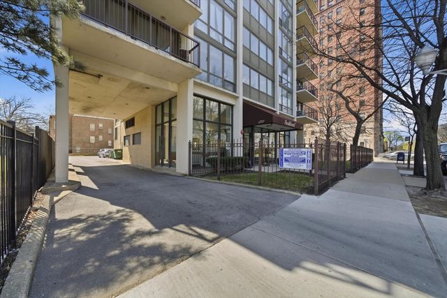 6701 S Crandon Avenue 8C, Chicago, IL 60649