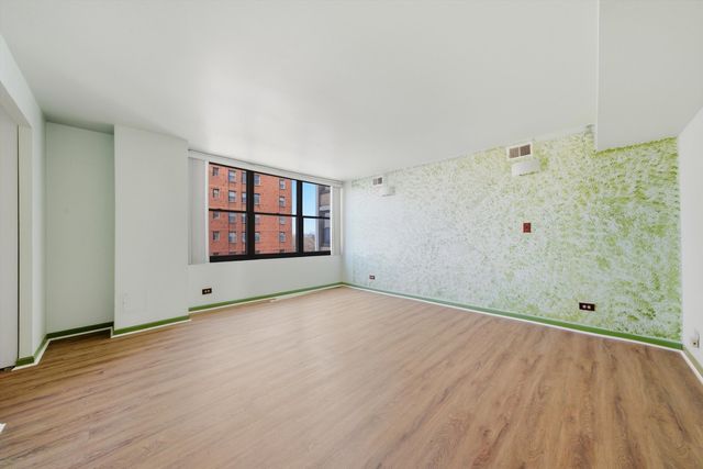6701 S Crandon Avenue 8C, Chicago, IL 60649
