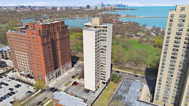 6701 S Crandon Avenue 8C, Chicago, IL 60649