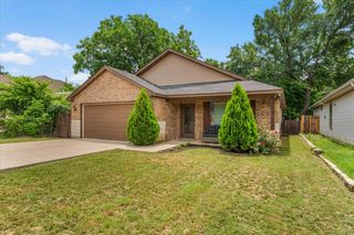 2512 Avenue H, Fort Worth, TX 76105
