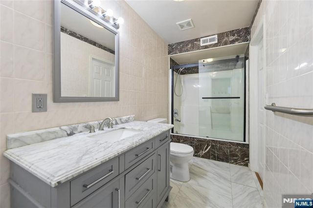 127 Clark Avenue, Old Tappan, NJ 07675