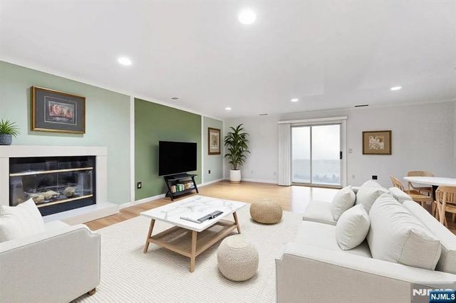 127 Clark Avenue, Old Tappan, NJ 07675