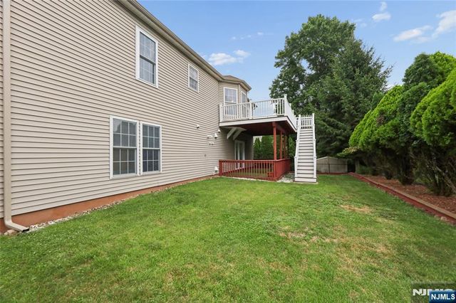 127 Clark Avenue, Old Tappan, NJ 07675