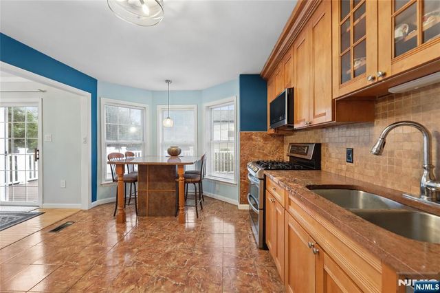 127 Clark Avenue, Old Tappan, NJ 07675
