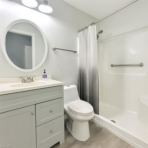 4534 SE 5th PL # 11, Cape Coral, FL 33904