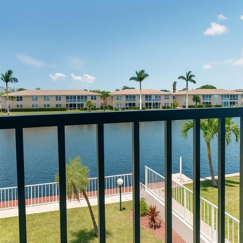 4534 SE 5th PL # 11, Cape Coral, FL 33904