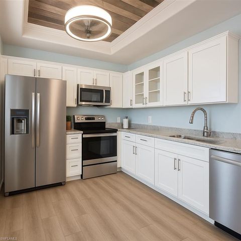 4534 SE 5th PL # 11, Cape Coral, FL 33904