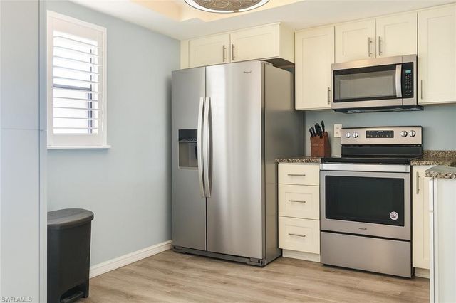 4534 SE 5th PL # 11, Cape Coral, FL 33904