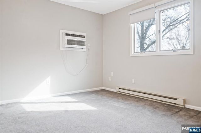 121 Pine Avenue, New Milford, NJ 07646