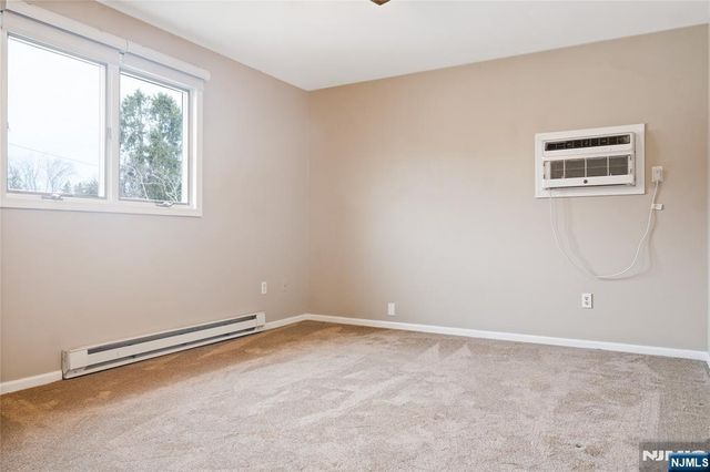 121 Pine Avenue, New Milford, NJ 07646