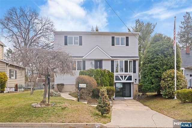 121 Pine Avenue, New Milford, NJ 07646