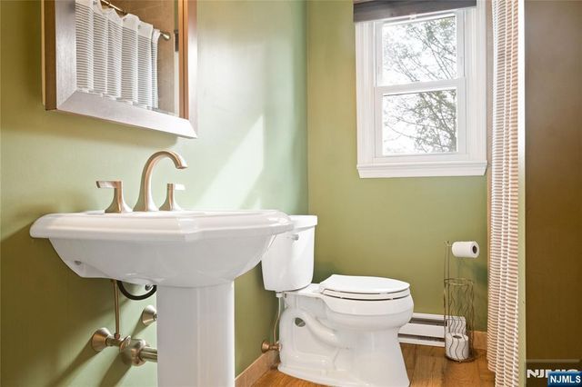 121 Pine Avenue, New Milford, NJ 07646