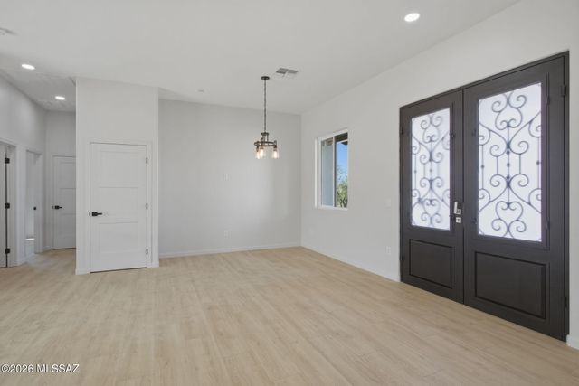 3671 E Rollins Road, Tucson, AZ 85739