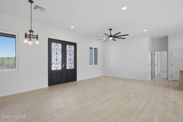 3671 E Rollins Road, Tucson, AZ 85739