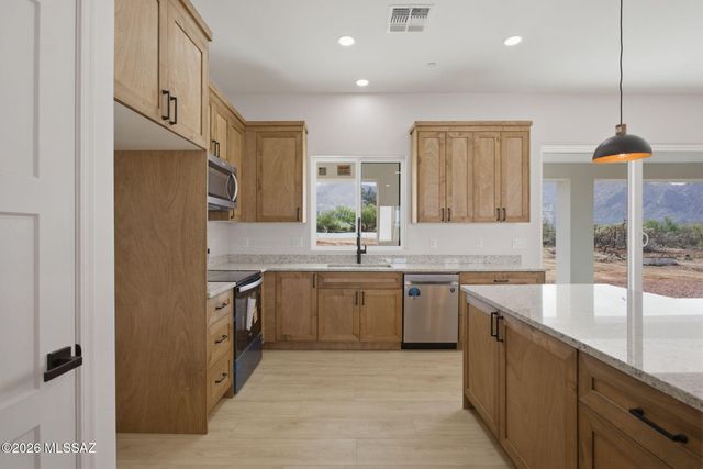 3671 E Rollins Road, Tucson, AZ 85739