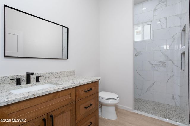 3671 E Rollins Road, Tucson, AZ 85739