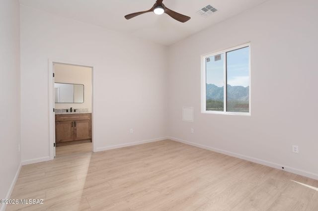 3671 E Rollins Road, Tucson, AZ 85739