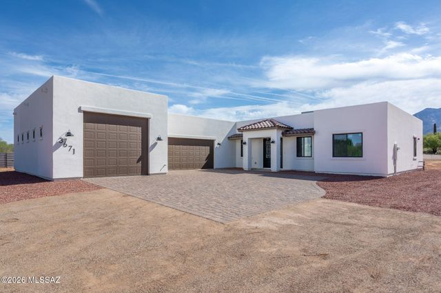 3671 E Rollins Road, Tucson, AZ 85739