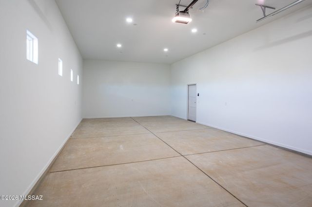 3671 E Rollins Road, Tucson, AZ 85739