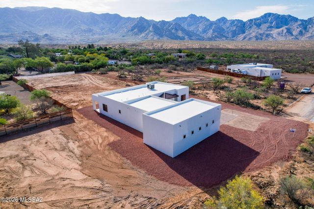 3671 E Rollins Road, Tucson, AZ 85739