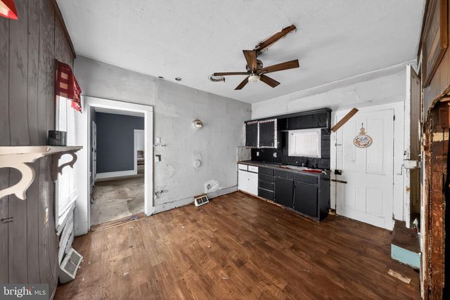 14 E SEWELL ST, Felton, DE 19943