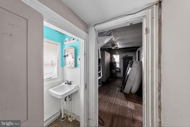 14 E SEWELL ST, Felton, DE 19943