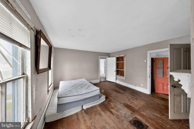 14 E SEWELL ST, Felton, DE 19943