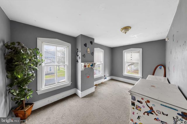 14 E SEWELL ST, Felton, DE 19943