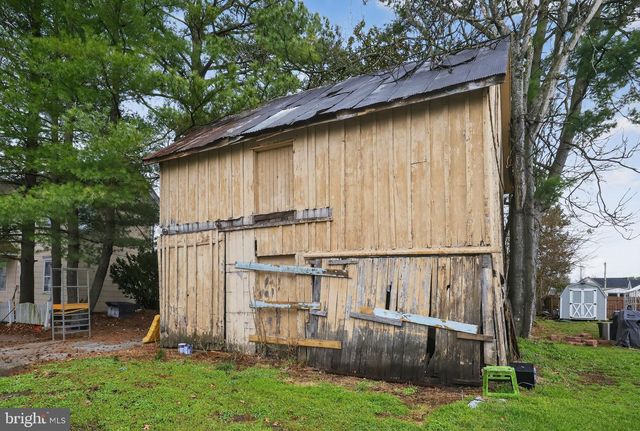 14 E SEWELL ST, Felton, DE 19943