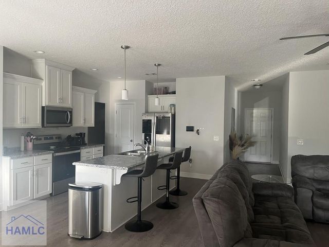 315 Grayson Avenue, Hinesville, GA 31313