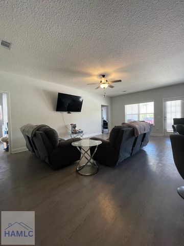 315 Grayson Avenue, Hinesville, GA 31313