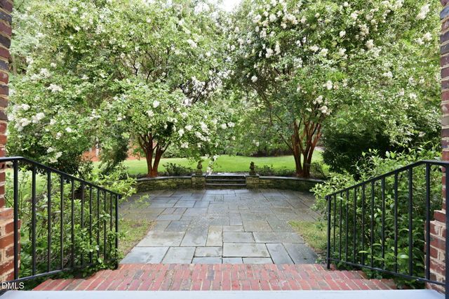 1004 Woodlot Ridge Road, Chapel Hill, NC 27516