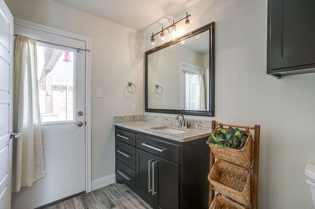 1024 Sky Road, Weatherford, TX 76087