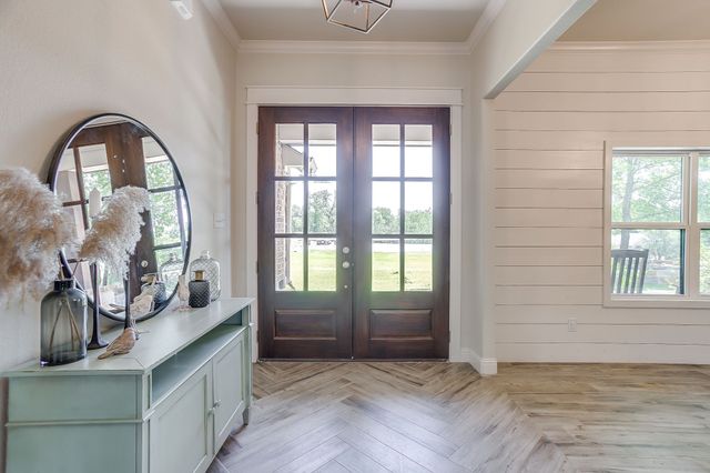 1024 Sky Road, Weatherford, TX 76087