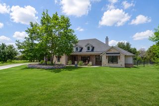 1024 Sky Road, Weatherford, TX 76087